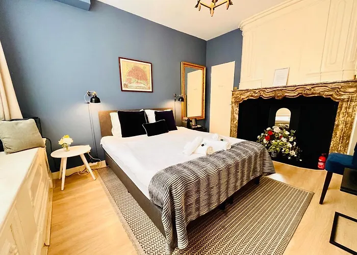 Patrick's Place Гостевой дом *